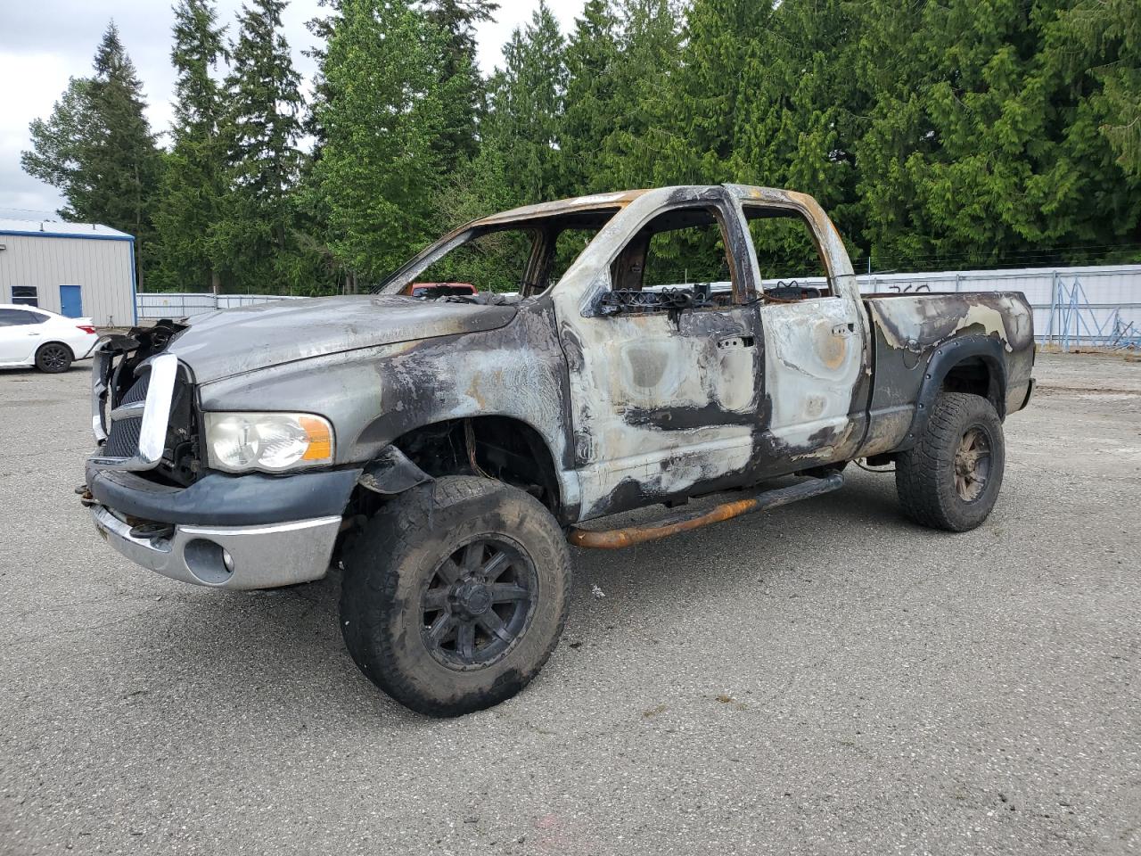 2005 Dodge Ram 2500 St იყიდება Arlington-ში, WA - Burn