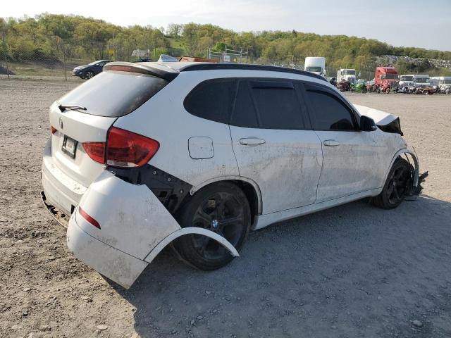 Кроссоверы BMW X1 2015 Белый