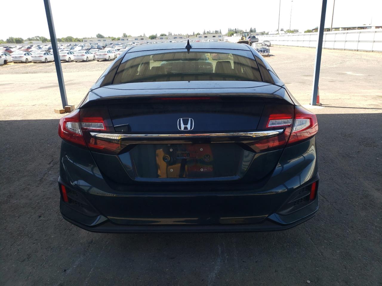 2018 Honda Clarity Touring VIN: JHMZC5F35JC004766 Lot: 56927645