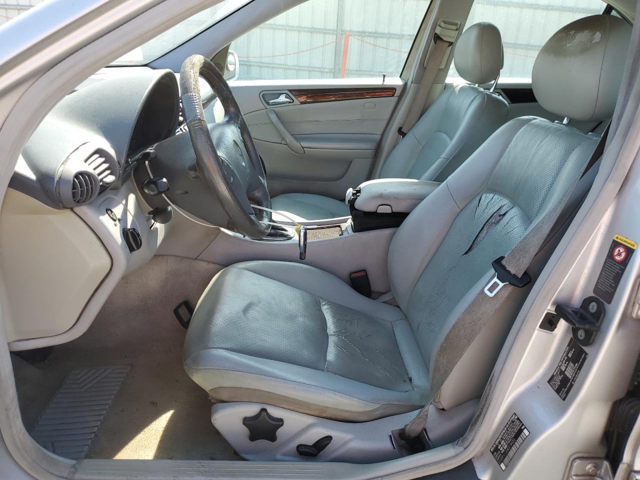 2004 Mercedes-Benz C 240 VIN: WDBRF61JX4E018433 Lot: 55732155