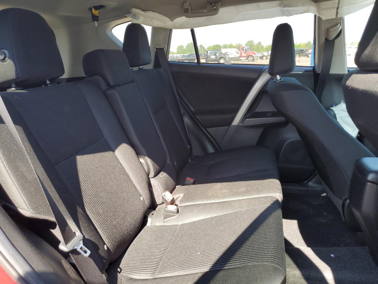 2T3ZFREV7JW477987 TOYOTA RAV4 2018