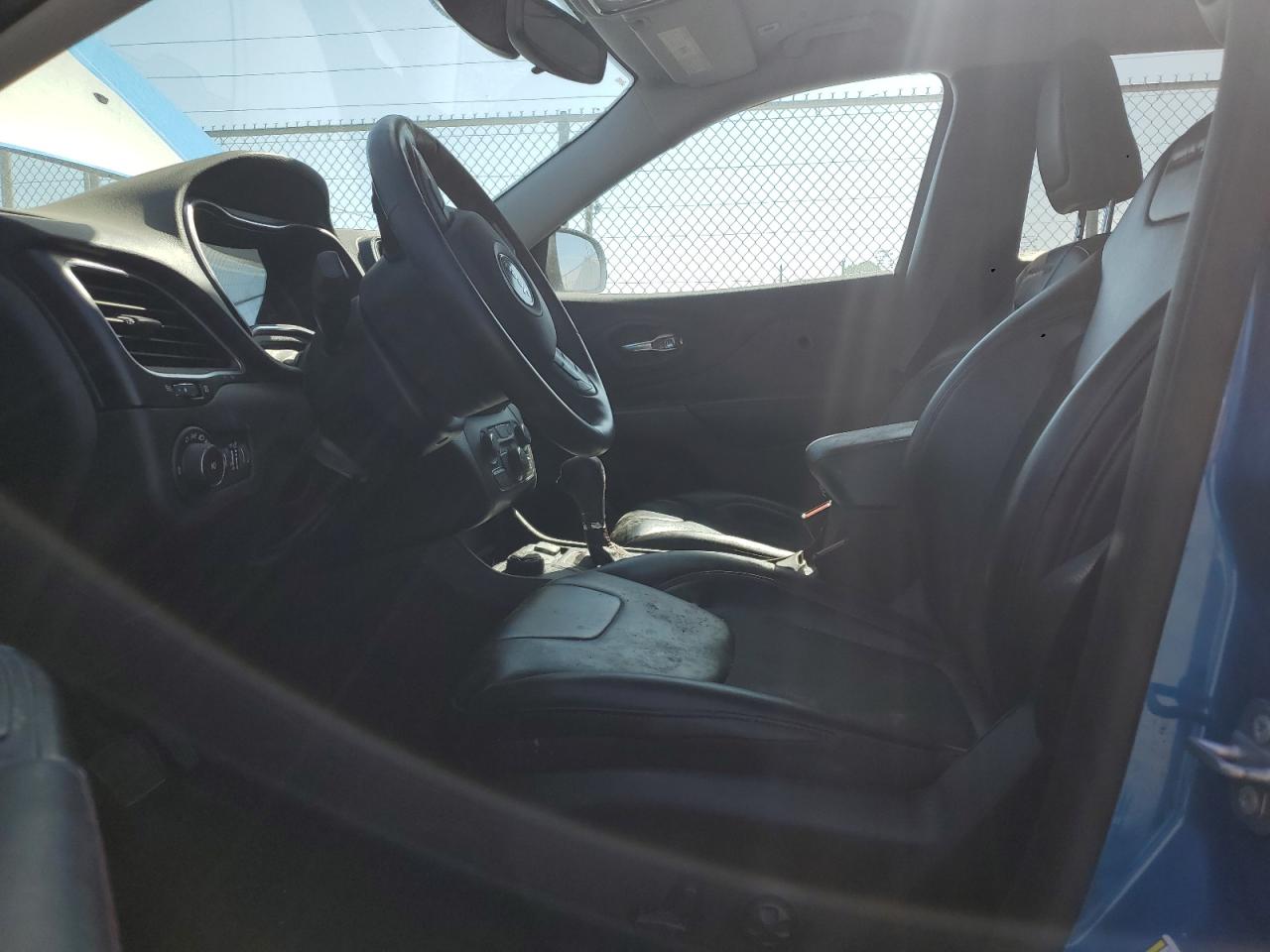 2019 Jeep Cherokee Trailhawk VIN: 1C4PJMBX9KD393862 Lot: 56695905