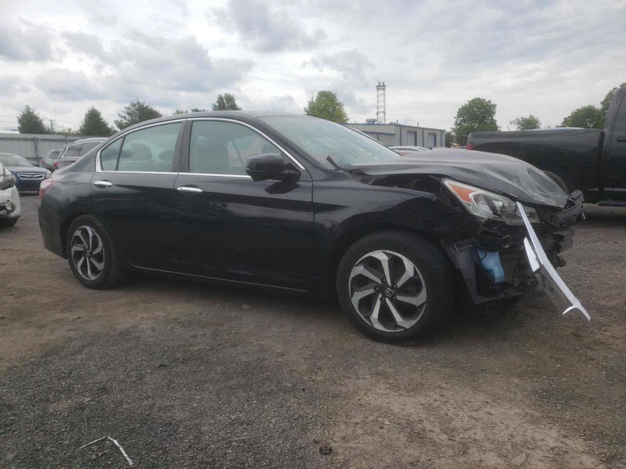 1HGCR2F83HA195515 HONDA ACCORD 2017