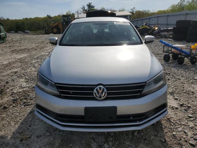  VOLKSWAGEN JETTA 2016 Серебристый