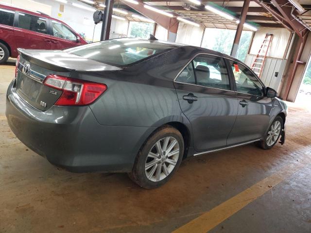  TOYOTA CAMRY 2013 Зелений