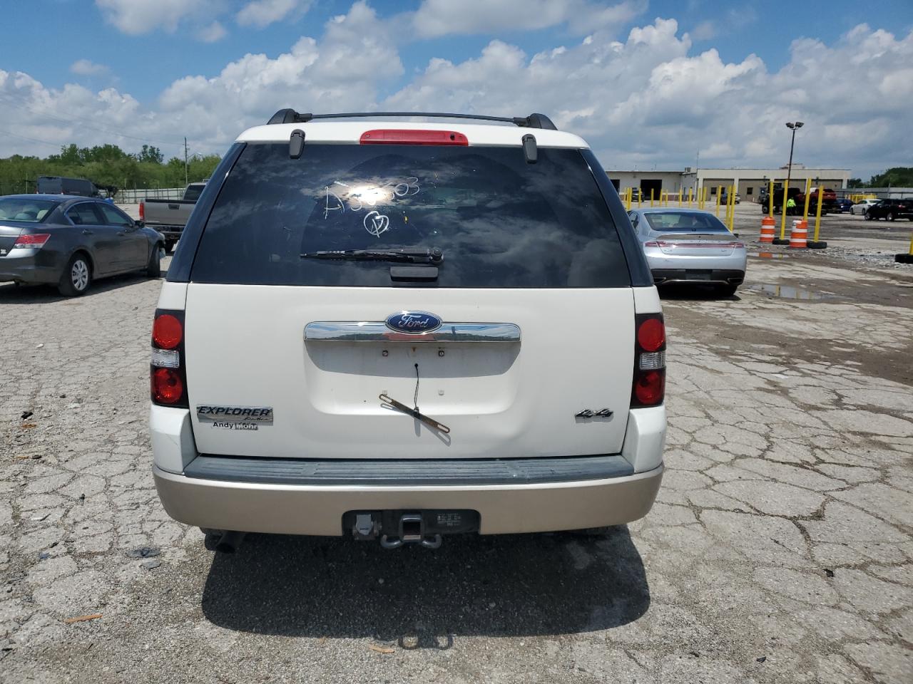 2008 Ford Explorer Eddie Bauer VIN: 1FMEU74E58UA58503 Lot: 56788295