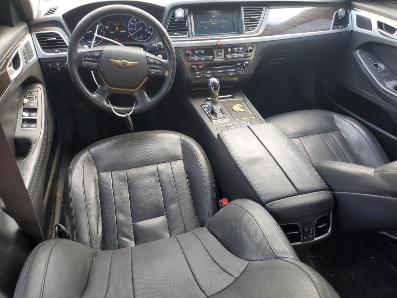 2015 Hyundai Genesis 3.8L VIN: KMHGN4JE1FU081783 Lot: 56362395
