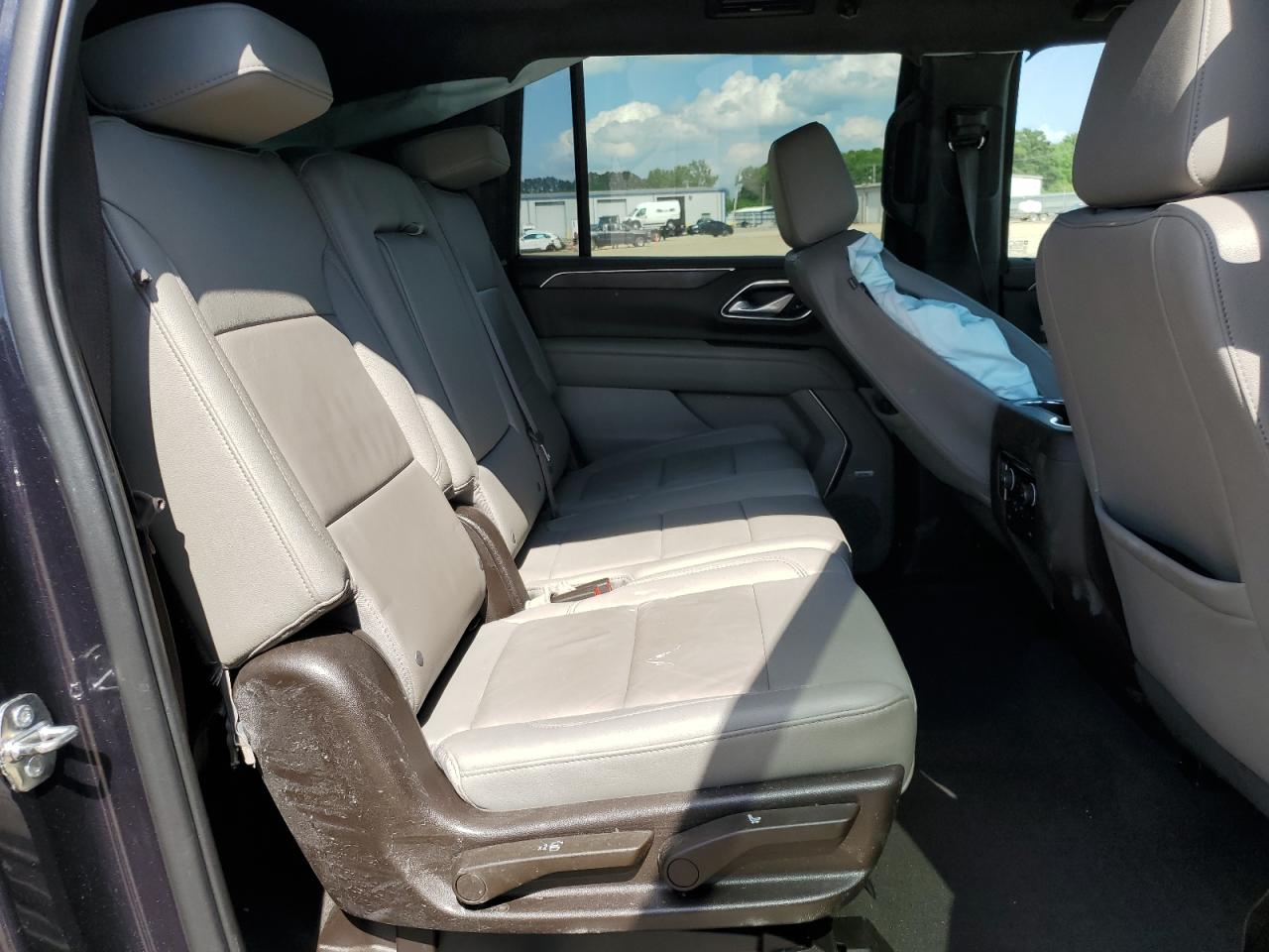2022 Chevrolet Suburban K1500 Lt VIN: 1GNSKCKT1NR288858 Lot: 56998095