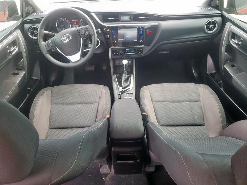  TOYOTA COROLLA 2018 Czerwony