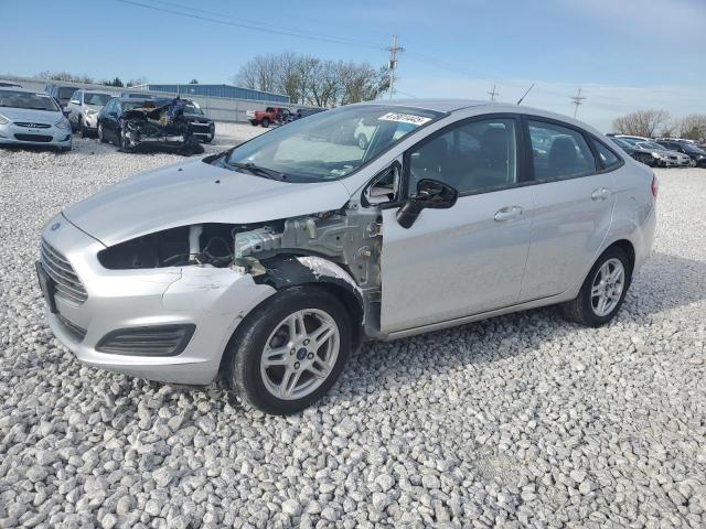  FORD FIESTA 2019 Серебристый