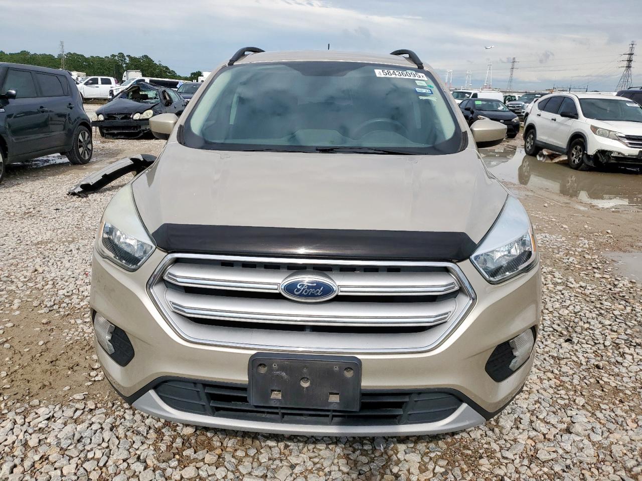 1FMCU0GD3JUA71421 FORD ESCAPE 2018