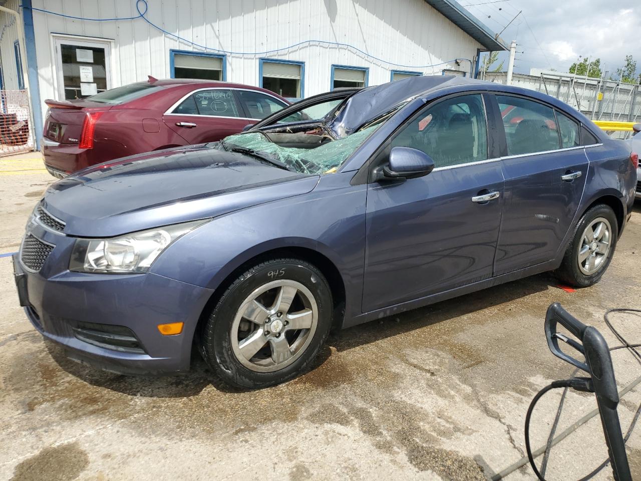 2014 Chevrolet Cruze Lt იყიდება Pekin-ში, IL - Top/Roof
