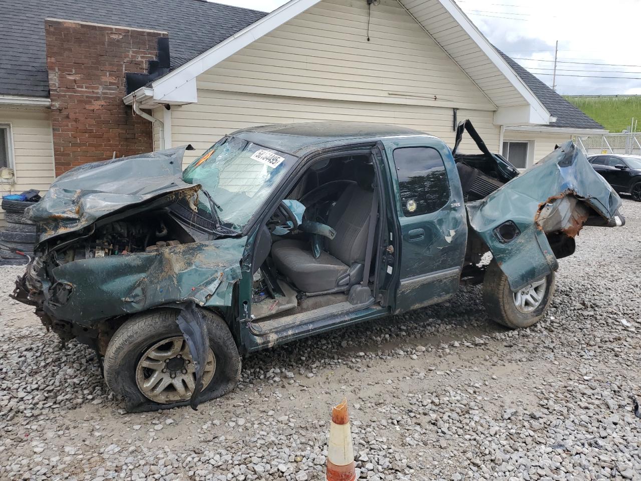 Northfield, OH에서 판매 중인 2003 Toyota Tundra Access Cab Sr5 - Rollover