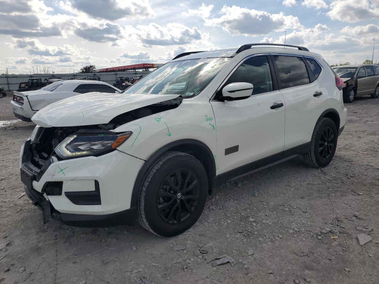 5N1AT2MV6HC768729 NISSAN ROGUE 2017