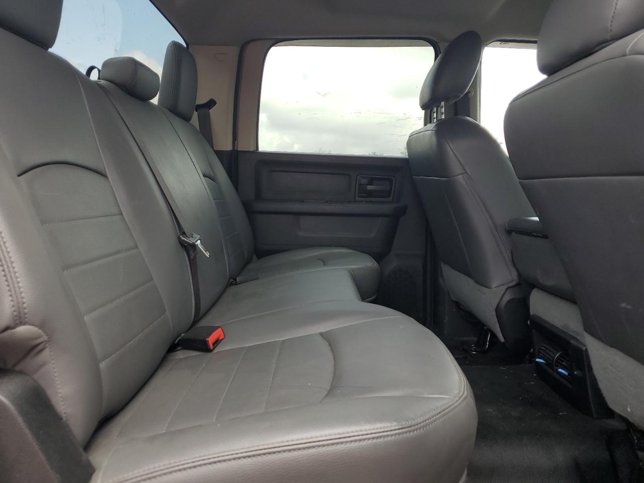 2017 RAM 2500 - Image 10