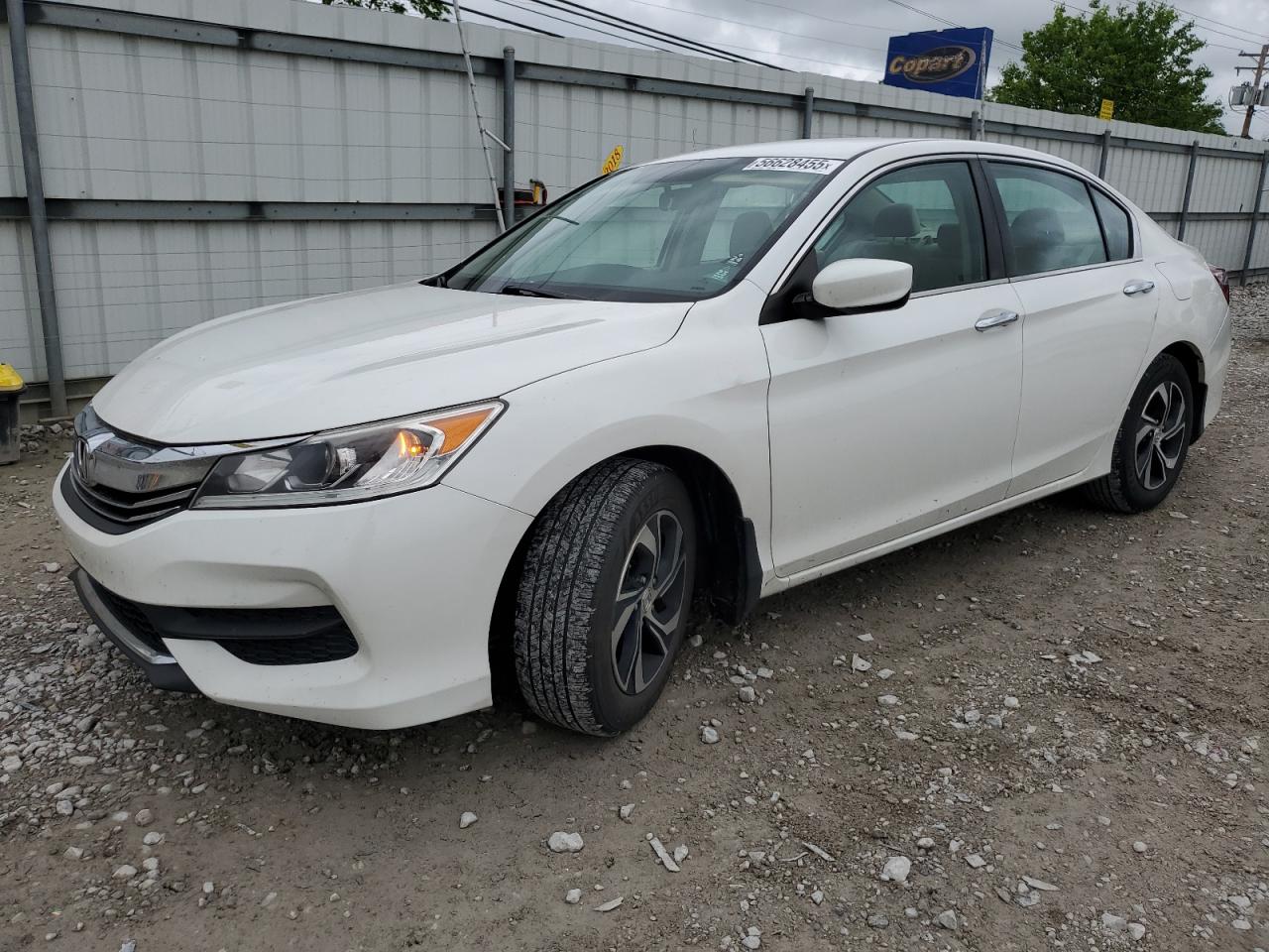 2017 Honda Accord Lx na sprzedaż w Walton, KY - Vandalism