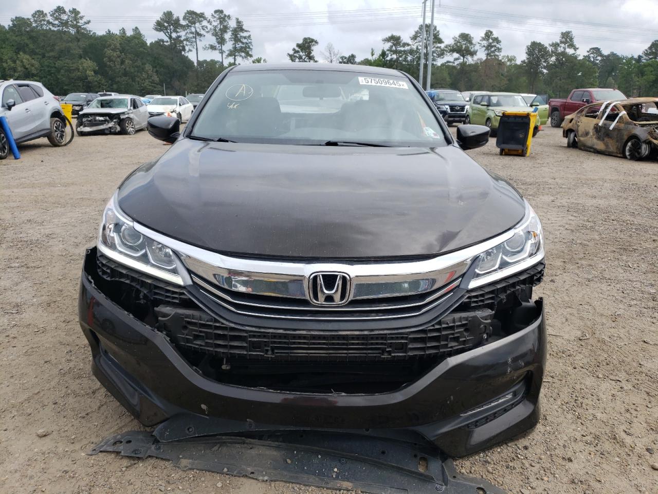 1HGCR2F1XHA074600 HONDA ACCORD 2017
