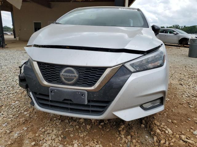  NISSAN VERSA 2021 Silver