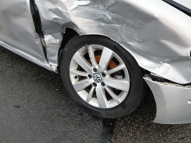 2011 VOLKSWAGEN GOLF MATCH