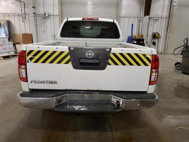 Pickups NISSAN FRONTIER 2016 White