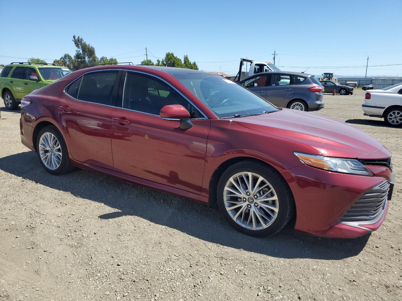4T1B11HK9JU540325 TOYOTA CAMRY 2018