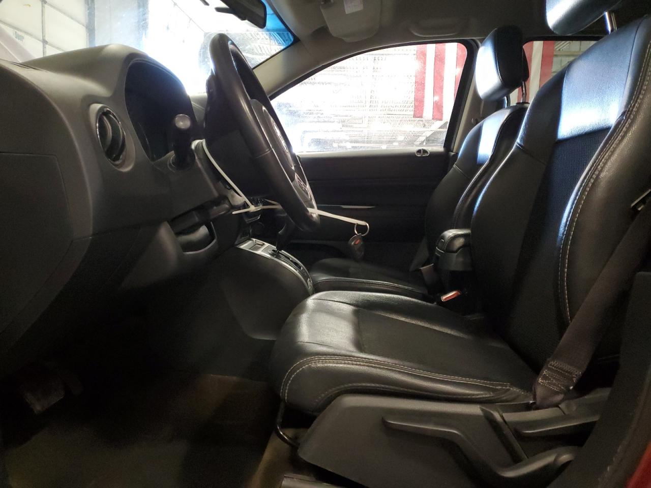 2016 Jeep Compass Latitude VIN: 1C4NJCEA4GD715176 Lot: 56589875