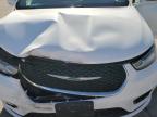 2022 Chrysler Pacifica Touring L   للبيع في Bakersfield، CA - Front End