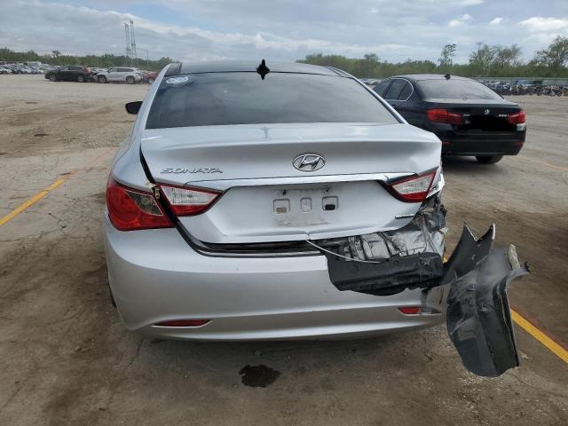  HYUNDAI SONATA 2012 Серебристый
