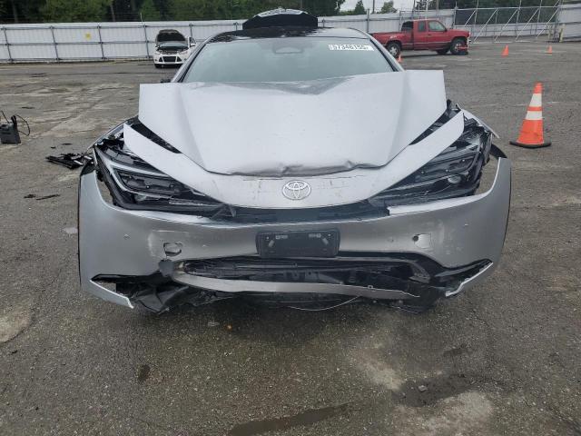  TOYOTA PRIUS 2024 Серебристый