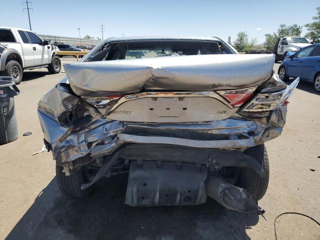 Sedans TOYOTA CAMRY 2016 Silver