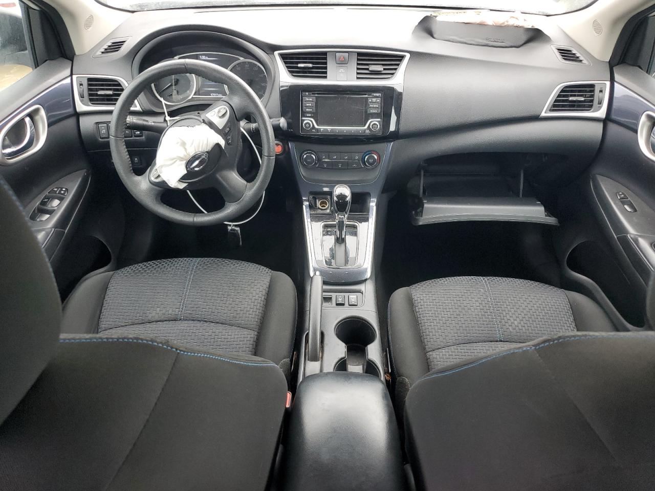 3N1AB7AP7HY303218 NISSAN SENTRA 2017
