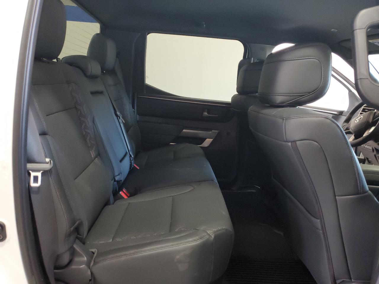 2025 Toyota Tundra Crewmax Sr VIN: 5TFLA5DB8SX271689 Lot: 55047655