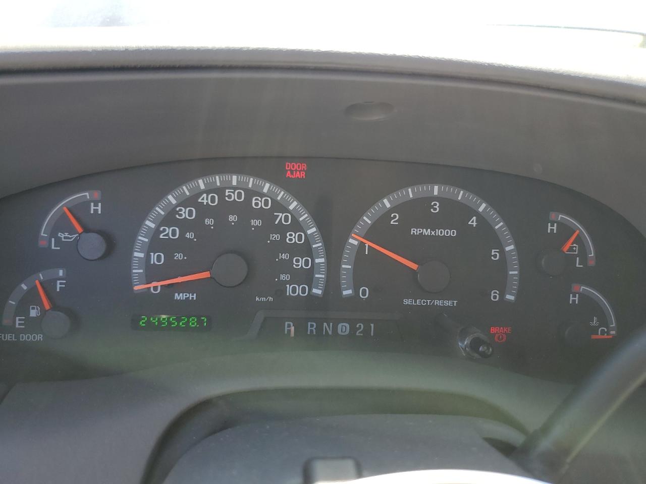 2002 Ford F150 VIN: 2FTRX17W82CA98841 Lot: 57055285