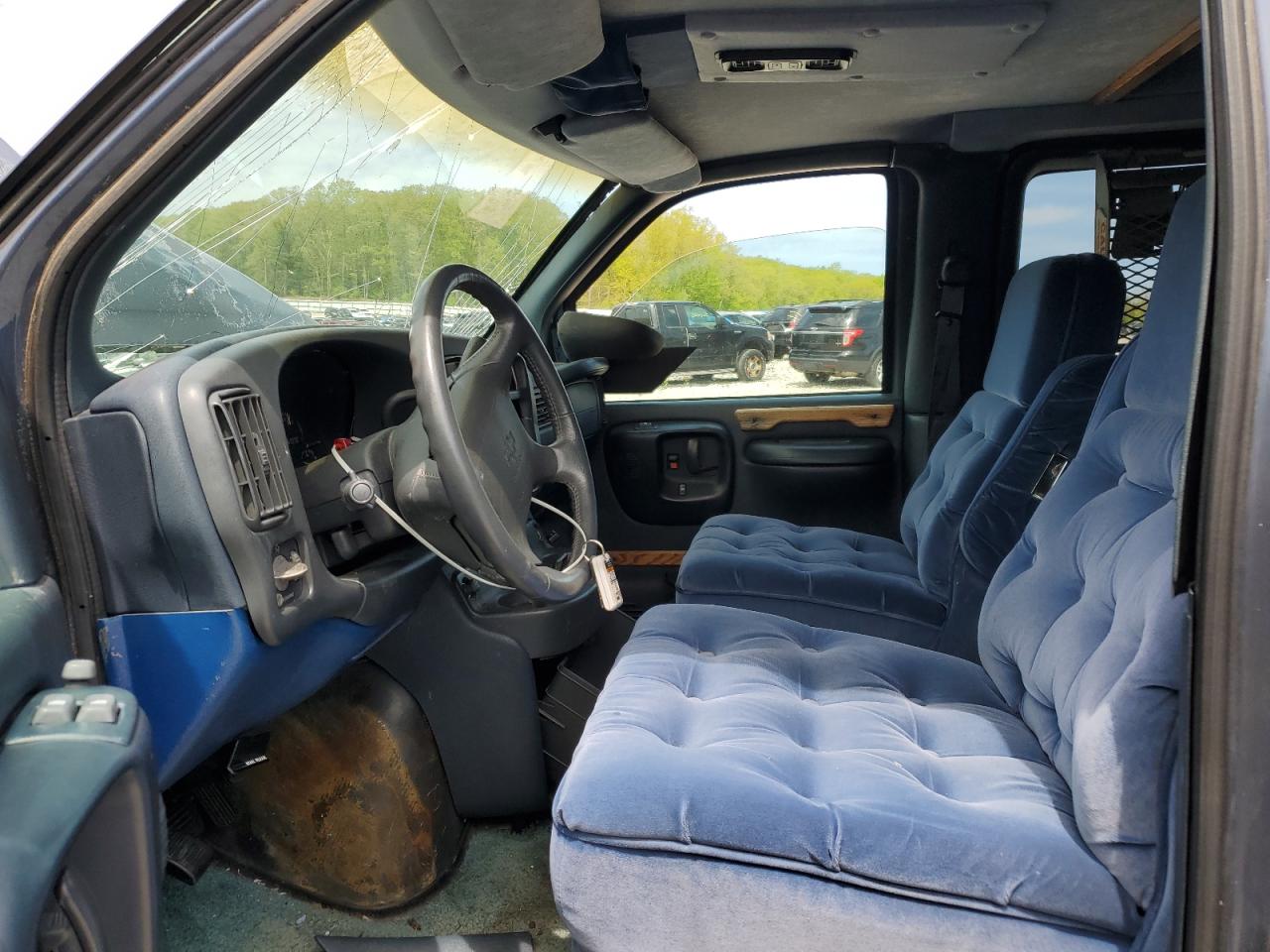 1996 Chevrolet G10 VIN: 1GBFG15M5T1019816 Lot: 56688735