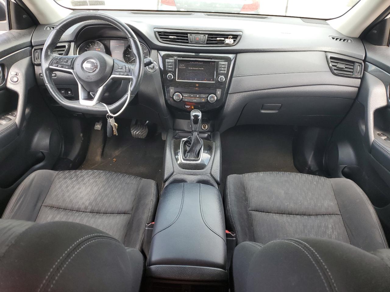 KNMAT2MV8JP546051 NISSAN ROGUE 2018