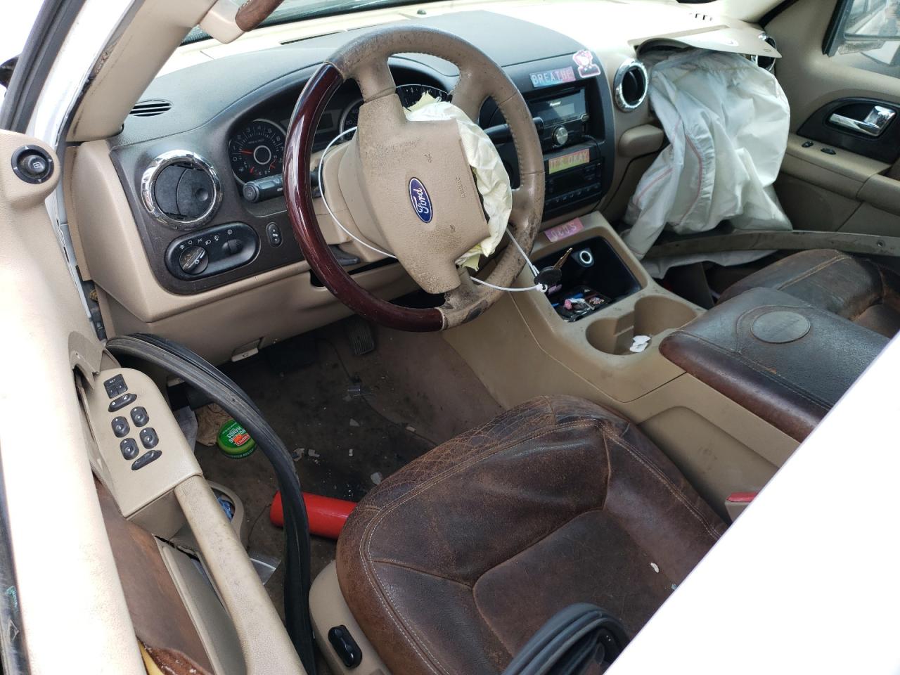 2005 Ford Expedition Eddie Bauer VIN: 1FMFU18525LB09713 Lot: 55100245
