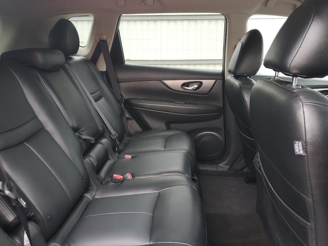 KNMAT2MV7GP655111 NISSAN ROGUE 2016