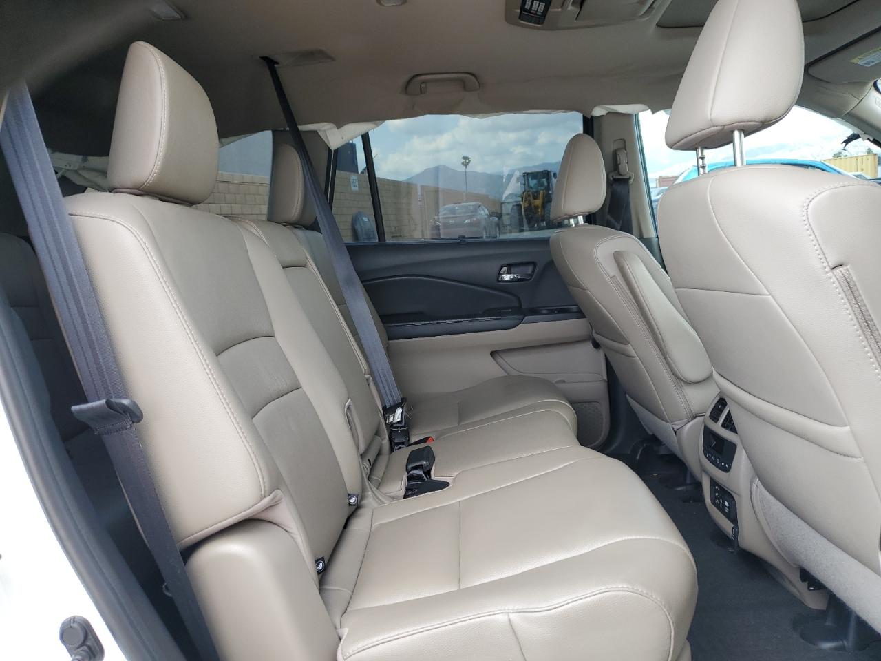 2016 Honda Pilot Touring VIN: 5FNYF6H98GB099878 Lot: 56819955