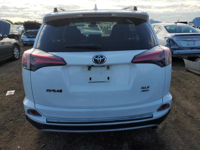  TOYOTA RAV4 2017 Белый