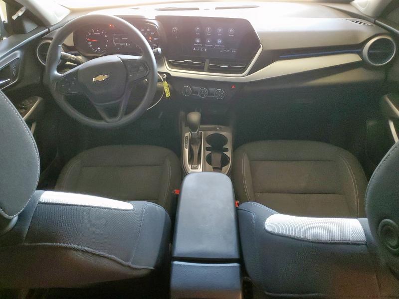  CHEVROLET TRAX 2024 Красный