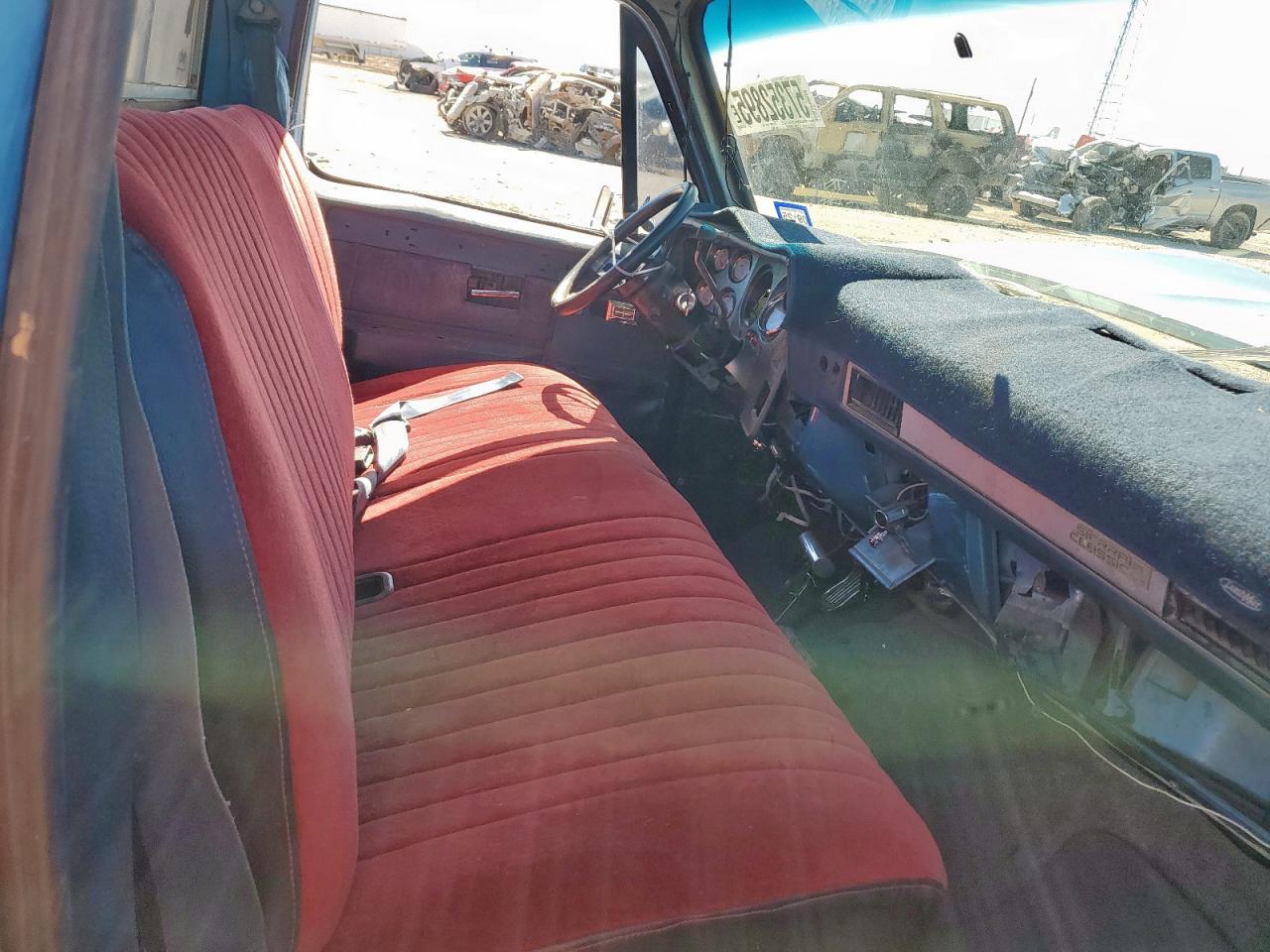 1982 GMC C1500 VIN: 1GTDC14H0CS525583 Lot: 57352895