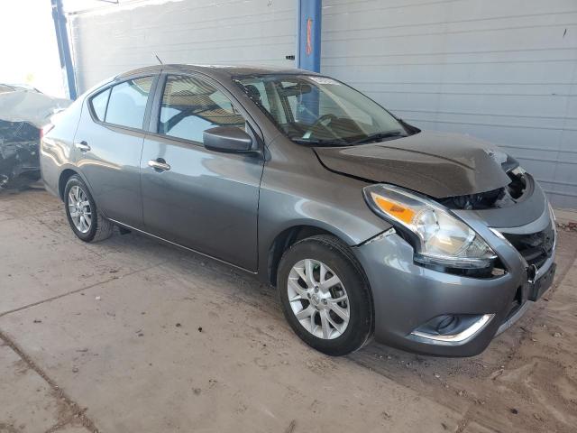  NISSAN VERSA 2016 Szary
