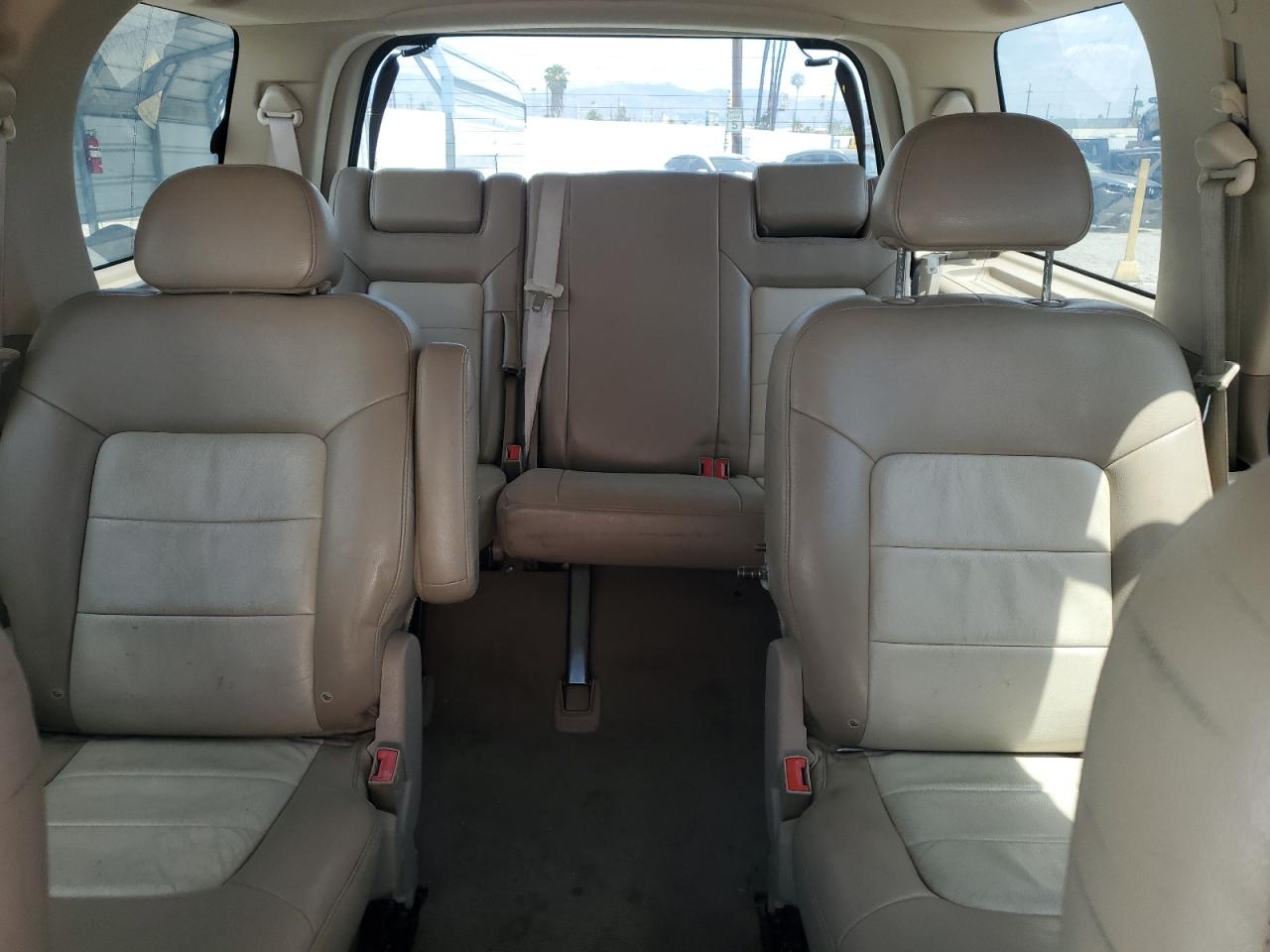 2005 Ford Expedition Eddie Bauer VIN: 1FMPU17545LA15984 Lot: 57132095