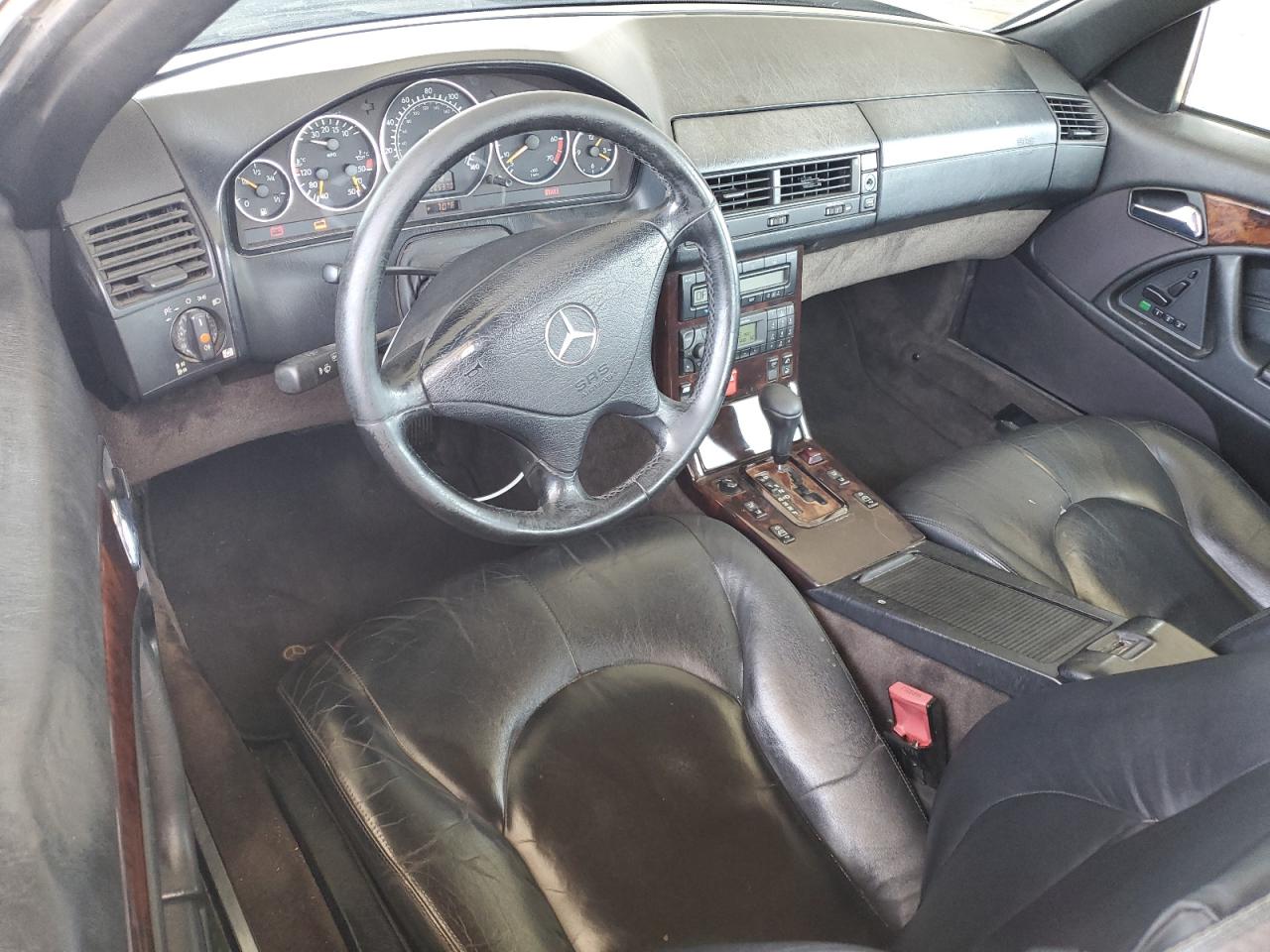 2000 Mercedes-Benz Sl 500 VIN: WDBFA68F1YF192409 Lot: 57182425