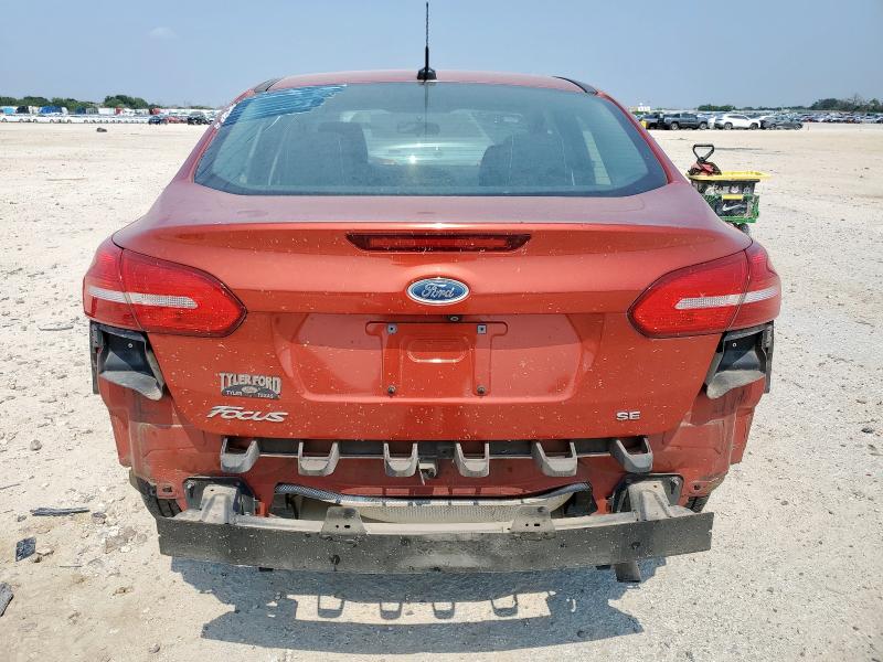  FORD FOCUS 2018 Czerwony