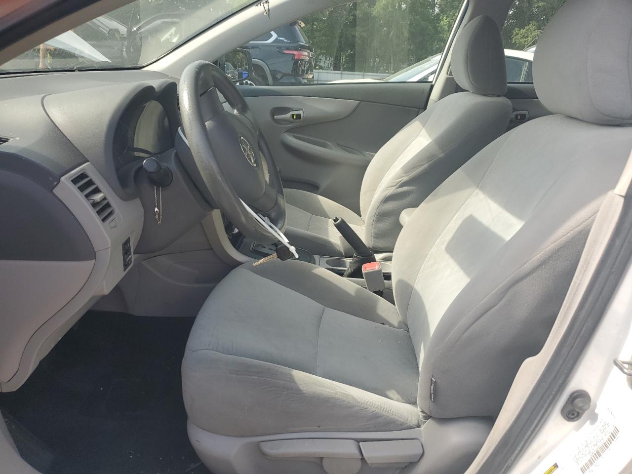 2009 Toyota Corolla Base VIN: 1NXBU40E69Z102131 Lot: 56900885