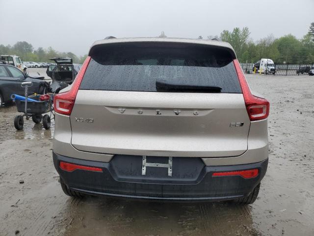  VOLVO XC40 PLUS 2023 tan