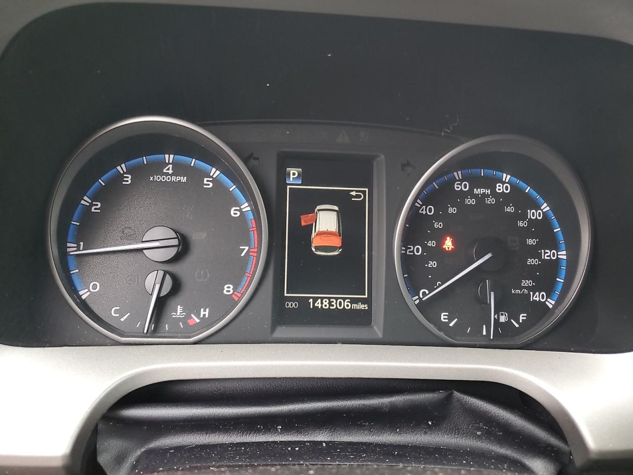 2T3ZFREVXJW505832 TOYOTA RAV4 2018