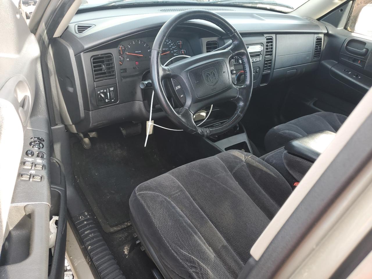 2002 Dodge Dakota Quad Slt VIN: 1B7HL48Z52S621987 Lot: 54405095