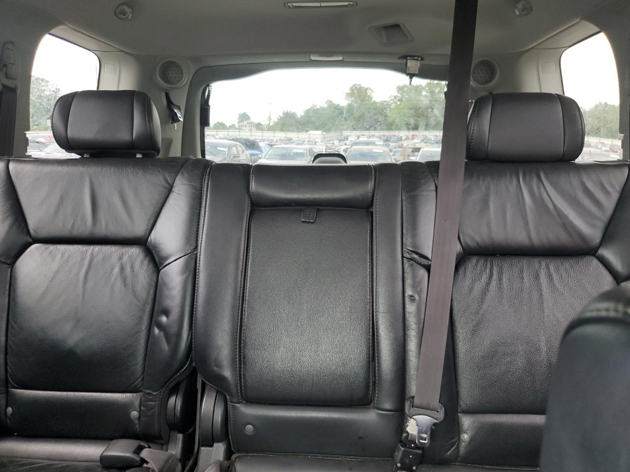2011 Honda Pilot Touring VIN: 5FNYF4H9XBB092234 Lot: 56739655
